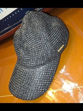 BEBE Womens Mesh Strap Back Adjustable Hat Black 
HWR-22792 Pre Owned